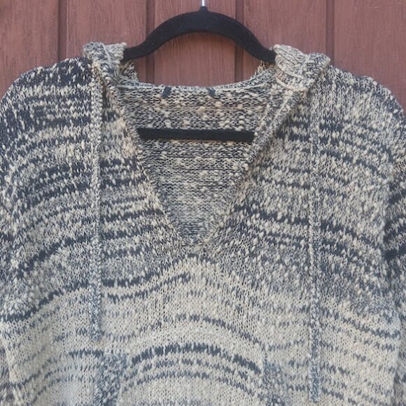 J. CREW | Marled Open Slub Knit Black Brown Ombre Cropped V-Neck Hoodie Sweater - Picture 5 of 15